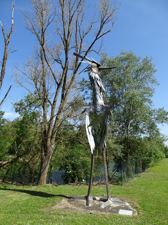 Sculpture heron 1